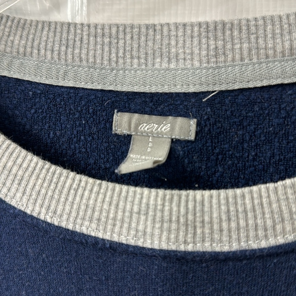 Aerie oversized relaxed sweater size L (T1) - Picture 2 of 5